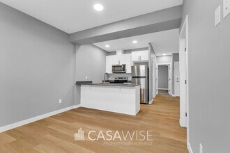 6724 Alpha Blvd in Edmonton, AB - Building Photo - Building Photo