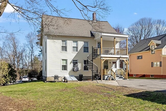 4 Rutland St, Unit #4 in Hudson, MA - Building Photo - Building Photo