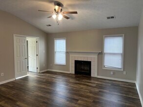 1137 Iron Lace Ct in Lexington, KY - Building Photo - Building Photo
