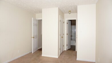 3374 Galleria Dr in Fayetteville, NC - Building Photo - Building Photo