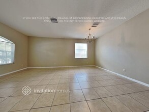 6938 Gray Catbird Loop in Wesley Chapel, FL - Foto de edificio - Building Photo