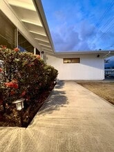 1508 Farrington St in Honolulu, HI - Building Photo - Building Photo