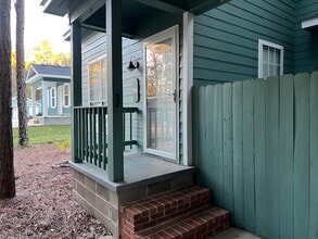 68 Summer Oaks Dr in Daphne, AL - Foto de edificio - Building Photo