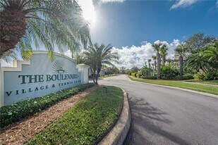 4360 Doubles Alley Dr, Unit 104 in Vero Beach, FL - Building Photo