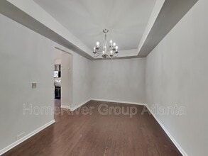 1329 Brookmere Way in Cumming, GA - Foto de edificio - Building Photo