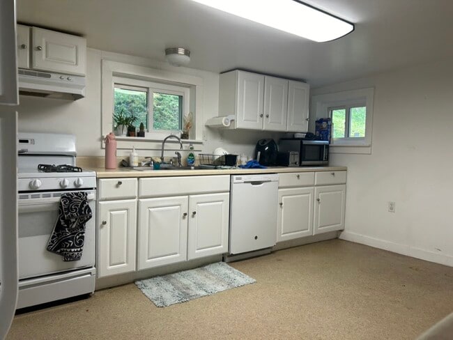 96 Vine St in Susquehanna, PA - Foto de edificio - Building Photo