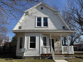 1118 N Webster St in Kokomo, IN - Building Photo