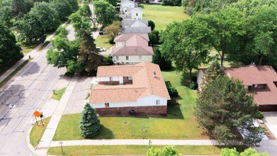 1715 N Hagadorn Rd in East Lansing, MI - Building Photo - Building Photo