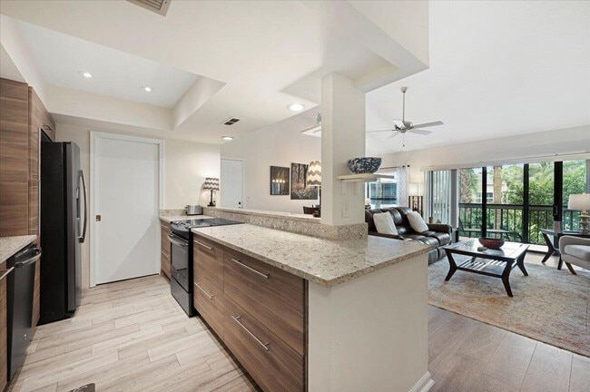 property at 11863 Wimbledon Cir