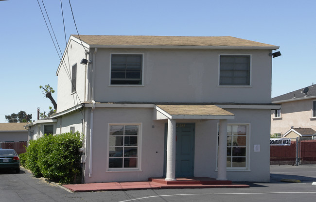 21745-21749 Vallejo St in Hayward, CA - Building Photo - Building Photo