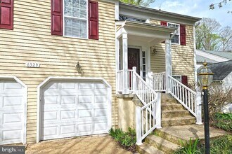 6329 Morning Time Ln in Columbia, MD - Foto de edificio - Building Photo