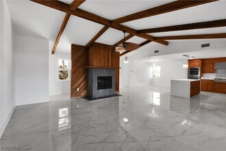 2210 Isle of Pines Ave in Ft. Myers, FL - Building Photo - Building Photo