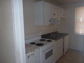 503 Elm St in Jacksonville, NC - Building Photo - Building Photo