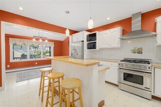 29 Fenner Ave in East Providence, RI - Building Photo - Building Photo