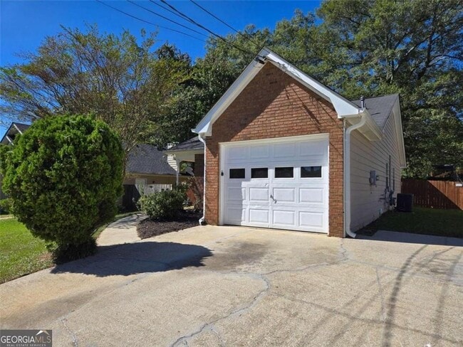 8087 Fieldstream Way in Douglasville, GA - Building Photo - Building Photo