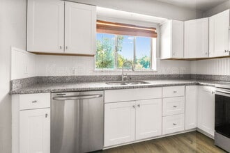 1161 Dayton St in Aurora, CO - Building Photo - Building Photo