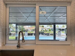 6311 NE 20th Way in Fort Lauderdale, FL - Foto de edificio - Building Photo