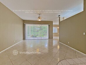 3718 72nd Terrace E in Sarasota, FL - Building Photo - Building Photo