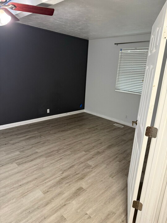 1497 Elm Hill Cir in Taylorsville, UT - Building Photo