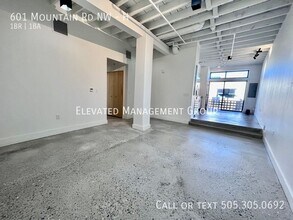 601 Mountain Rd NW in Albuquerque, NM - Building Photo - Building Photo