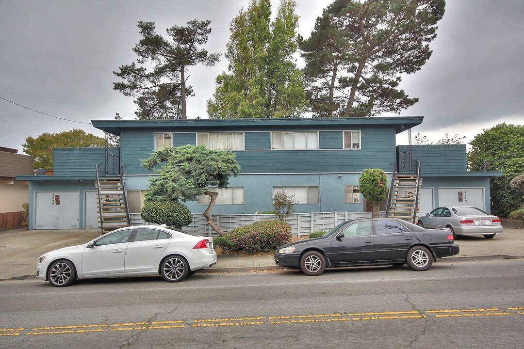 2037-2043 Key Blvd in El Cerrito, CA - Building Photo