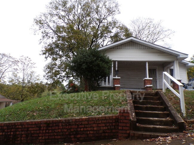 property at 1249 Waverly St