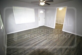 205 E Vardeman Ave in Killeen, TX - Building Photo - Building Photo