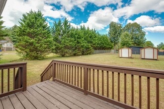 718 Salem Rd in Rossville, GA - Building Photo - Building Photo