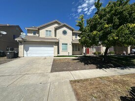 1435 Lever Blvd in Stockton, CA - Building Photo