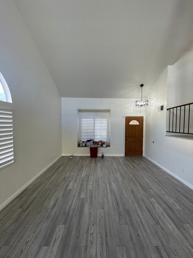 6310 N Wisteria Ave in San Bernardino, CA - Building Photo - Building Photo