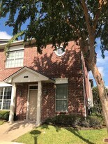 424 Forest Dr Loop in College Station, TX - Building Photo