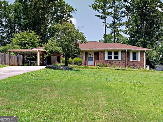 property at 3820 Tommy Dr