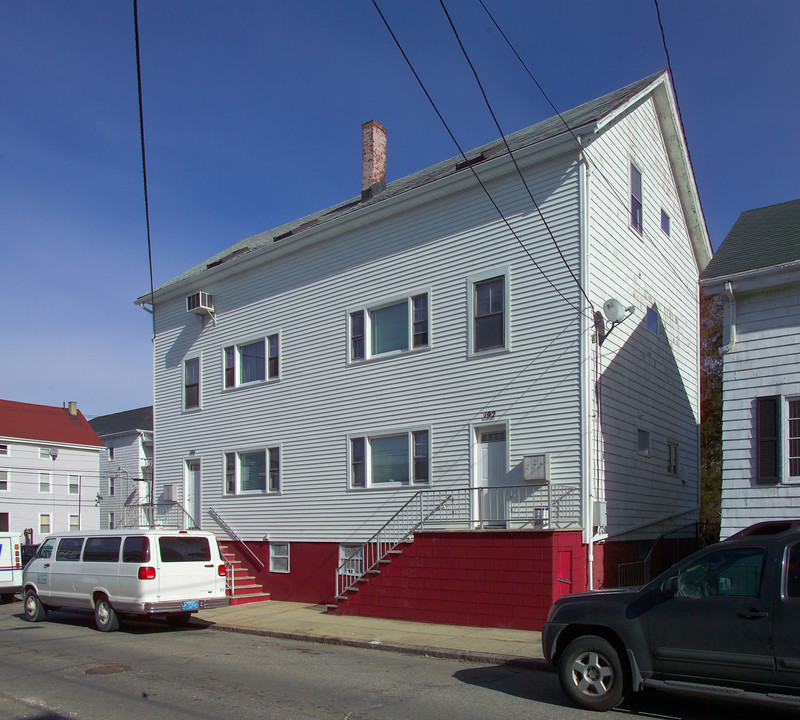 186-192 Fountain St in Fall River, MA - Building Photo