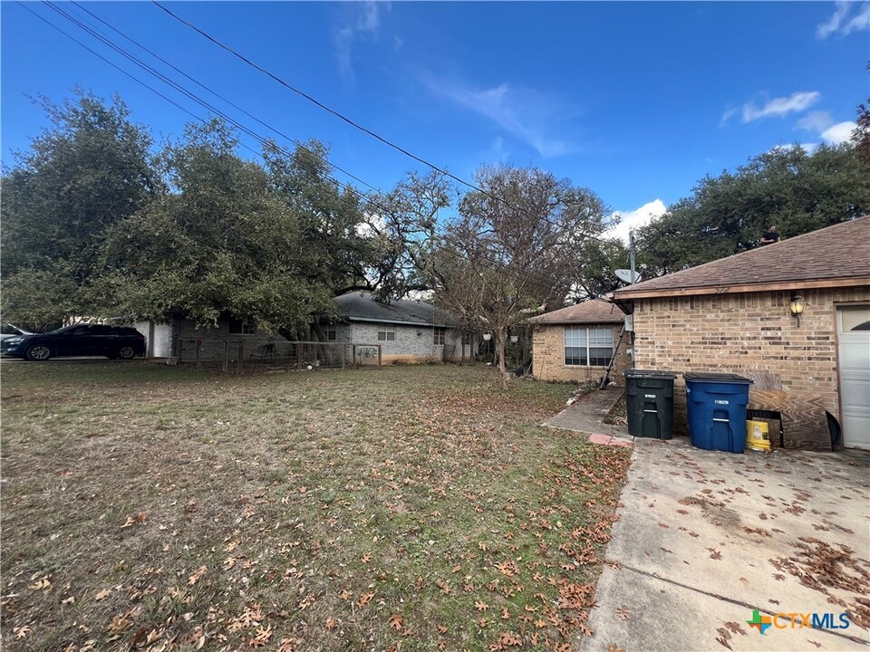 572 Beverly Ln in New Braunfels, TX - Building Photo