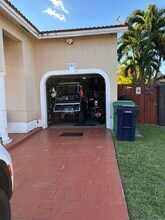 16487 SW 56th Terrace in Miami, FL - Building Photo - Building Photo