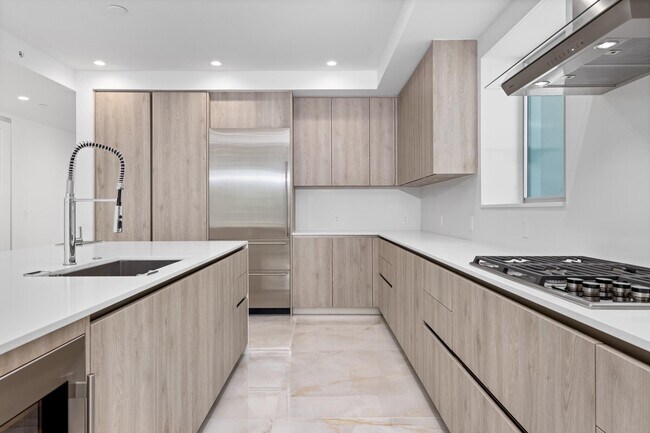 475 E Royal Palm Rd in Boca Raton, FL - Building Photo - Building Photo