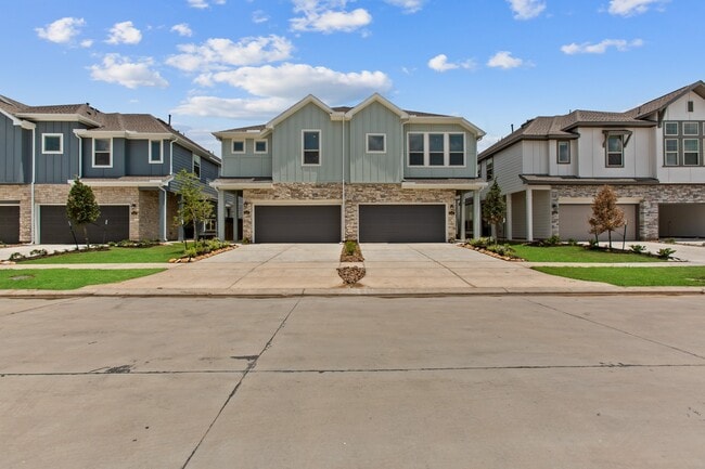 4131 Balboa Dr in Arcola, TX - Building Photo - Building Photo