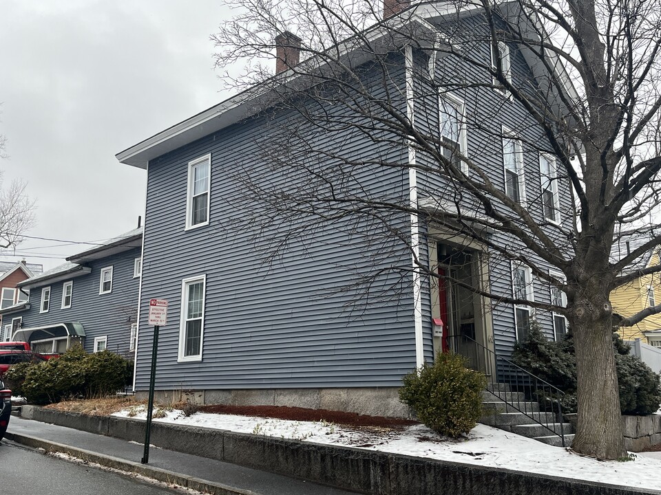 62 Washington St, Unit 62 Washington St in Concord, NH - Foto de edificio