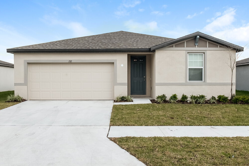 232 Lovely Ct in Plant City, FL - Building Photo
