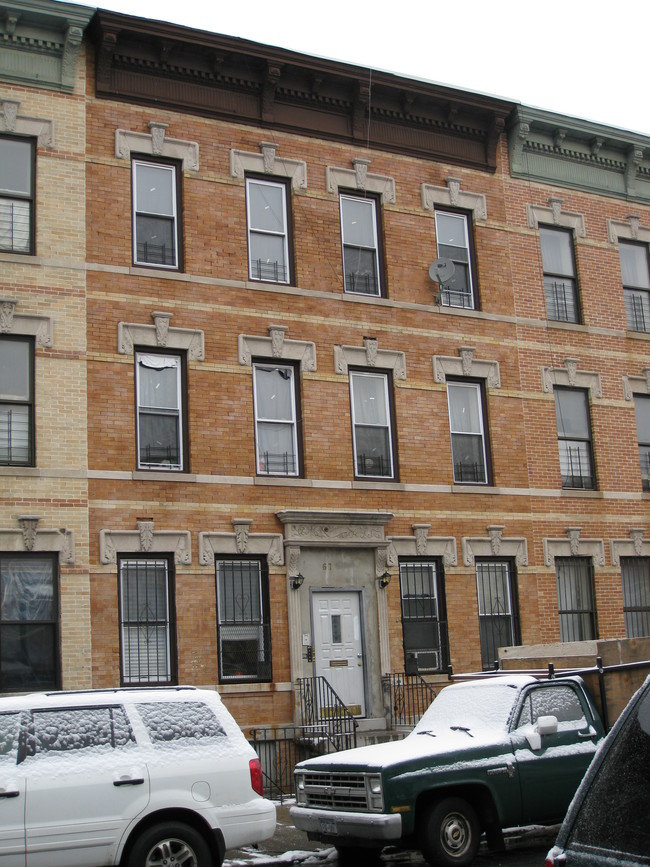 673 Halsey St in Brooklyn, NY - Building Photo - Building Photo