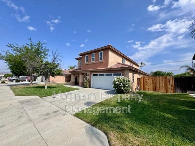 4710 Country Grove Way in Hemet, CA - Building Photo - Building Photo