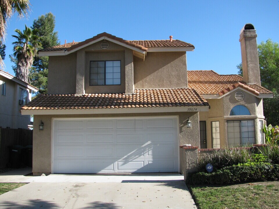 39874 Knollridge Dr in Temecula, CA - Building Photo