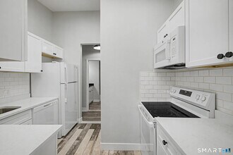 81 Coalpit Hill Rd in Danbury, CT - Building Photo - Building Photo