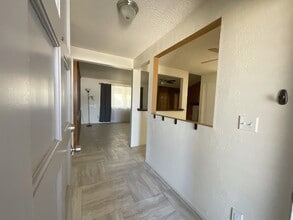 628 W Euclid Ave in Clovis, CA - Building Photo - Building Photo
