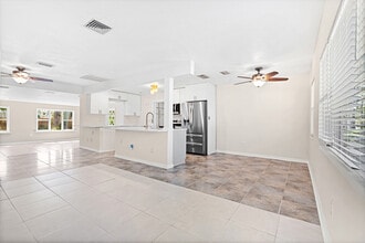 101 24th St NE in Bradenton, FL - Building Photo - Building Photo