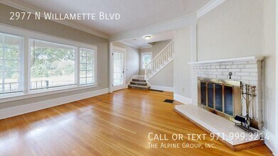 2977 N Willamette Blvd in Portland, OR - Building Photo - Building Photo