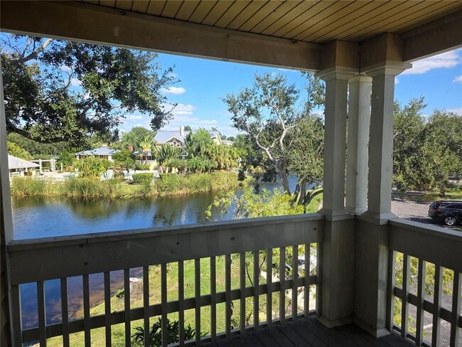 115 112th Ave NE in St. Petersburg, FL - Foto de edificio - Building Photo