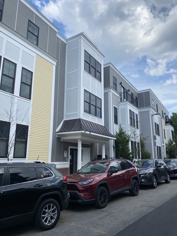 property at 154 W 8th St