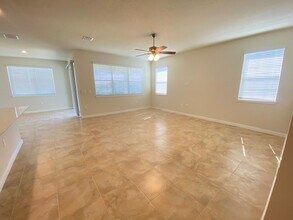 16038 Winding Bluff Dr in Montverde, FL - Building Photo - Building Photo