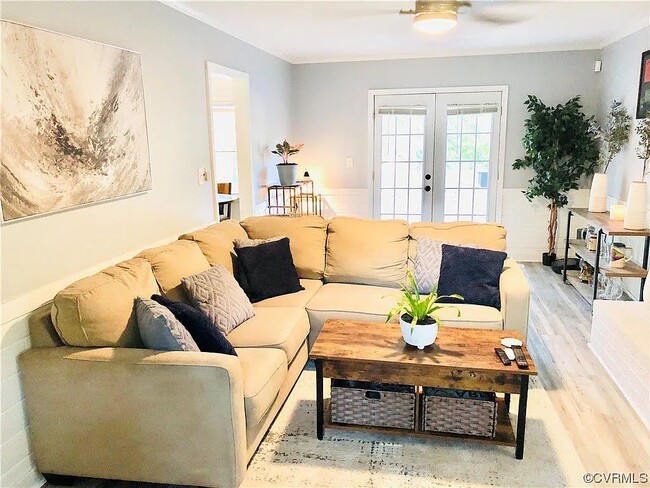 14313 Swallow Rd in Chester, VA - Building Photo - Building Photo